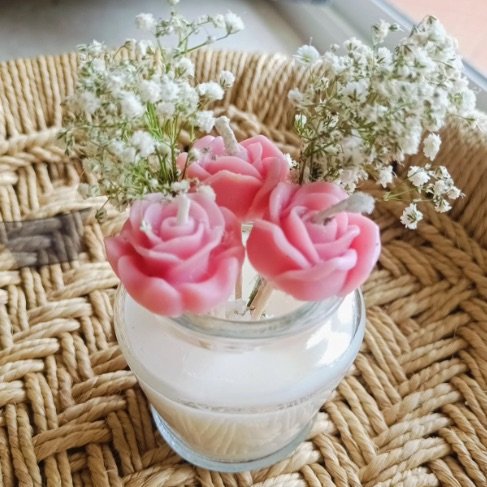 Decorative candle bouquet with ribbons and wrapping from the Candle Bouquet Masterclass