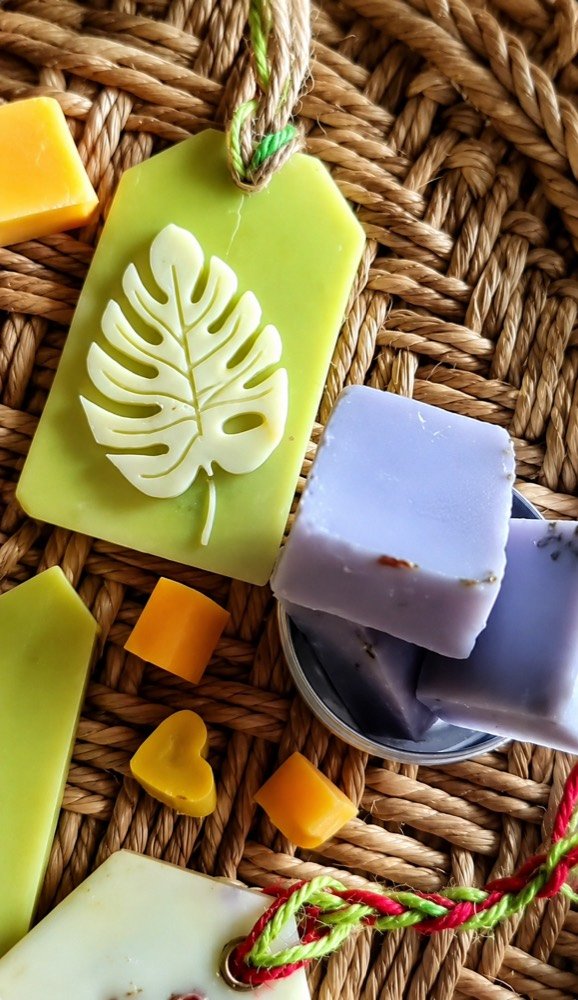Fragrant wax melts for home fragrance from the Wax Sachets & Wax Melts Masterclass